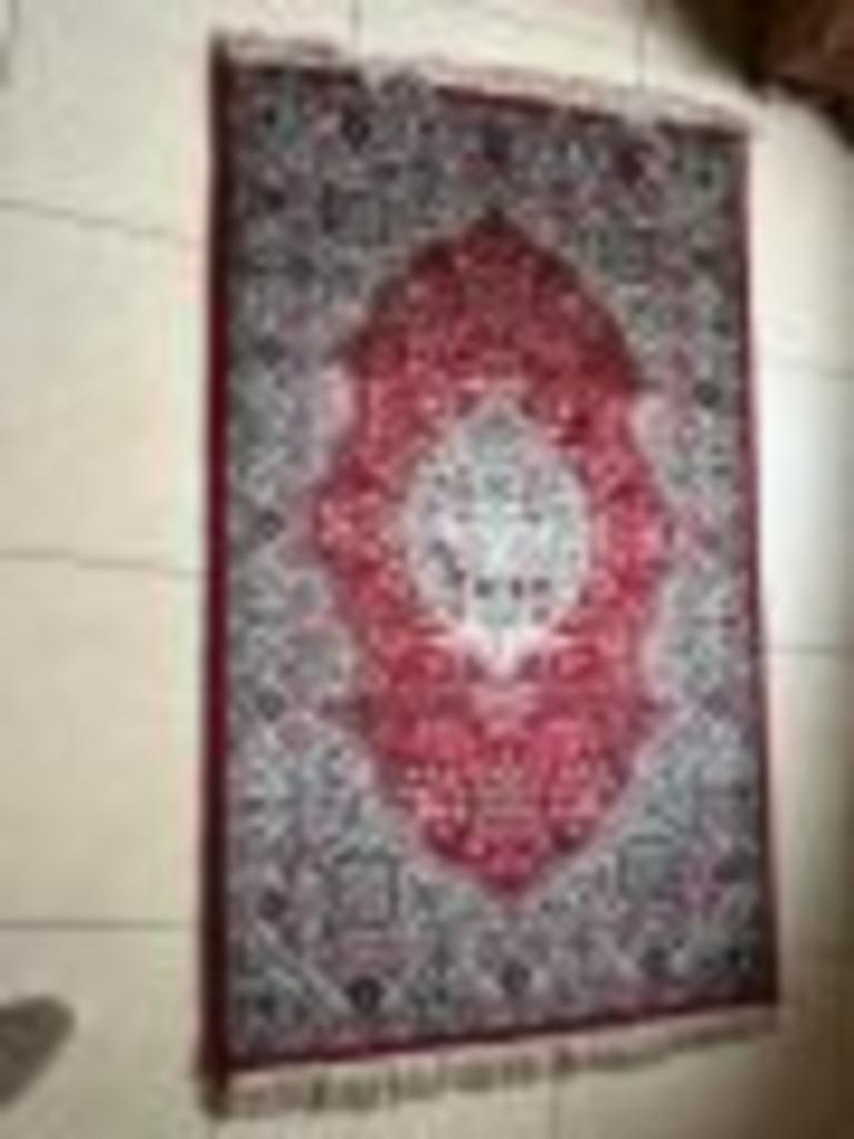 (1+3)tapijt Ghoum(2)kruis koper +2kandelaars(beeldje)4 kast, Maison & Meubles, Enlèvement, Comme neuf, 200 cm ou plus