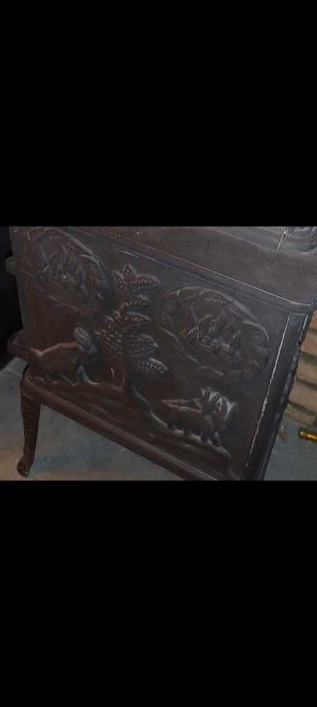 Poele Dovre noir zvec animaux , super etat, Comme neuf, Enlèvement, Bois, Autoportant