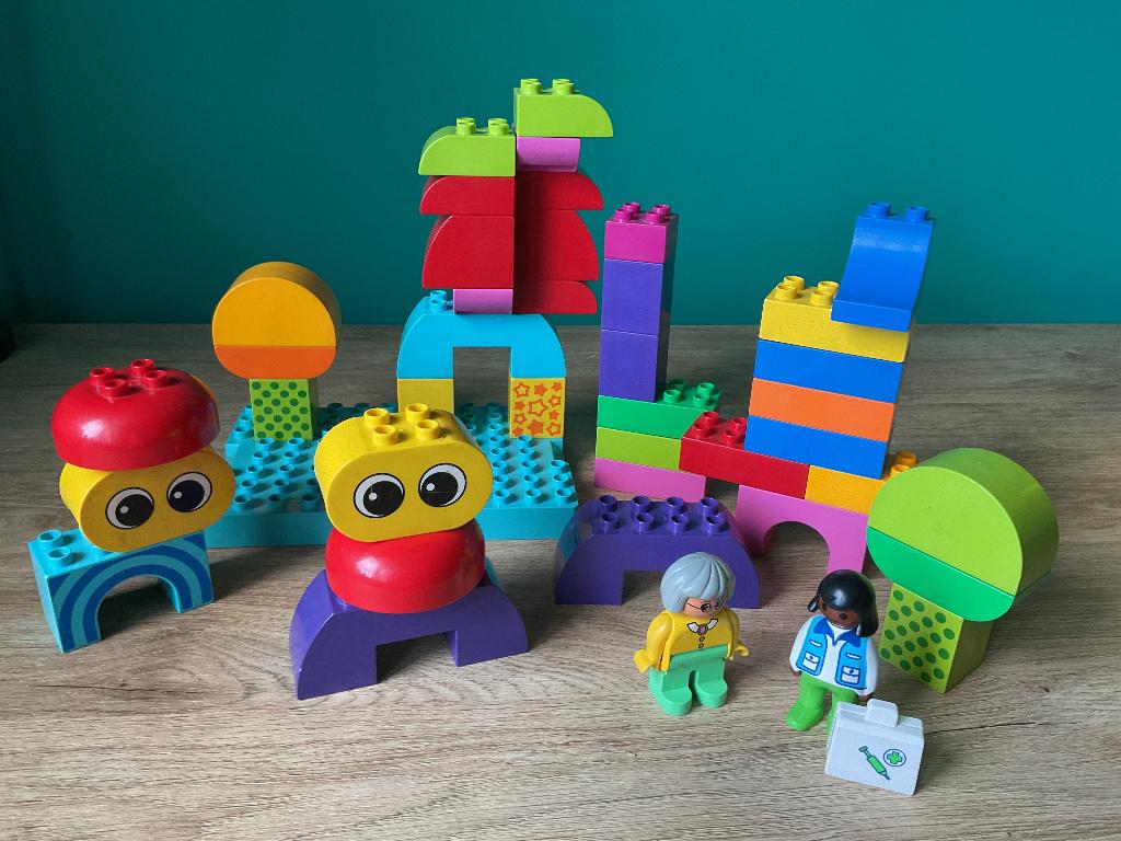 Lego duplo vrac + bac de rangement, Enlèvement, Comme neuf, Briques en vrac, Duplo