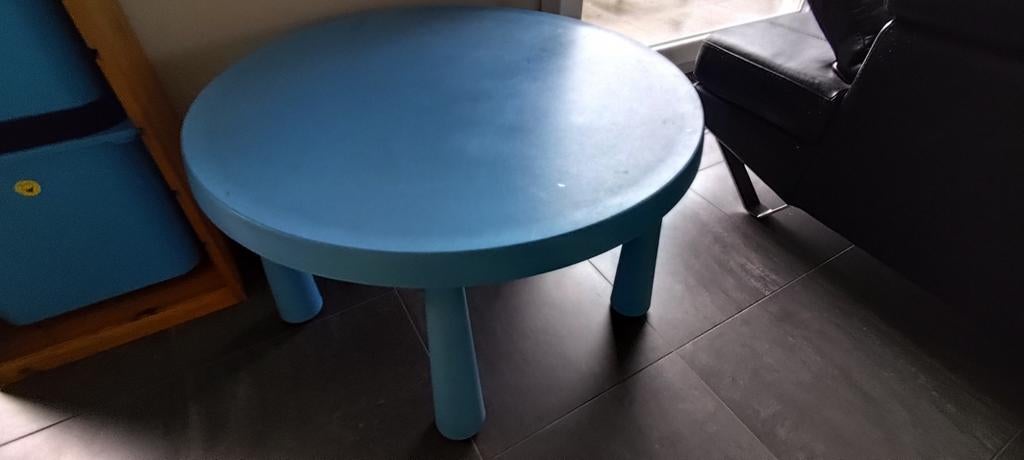 Blauwe ronde Ikea speel en tekentafel, Ophalen, Kunststof