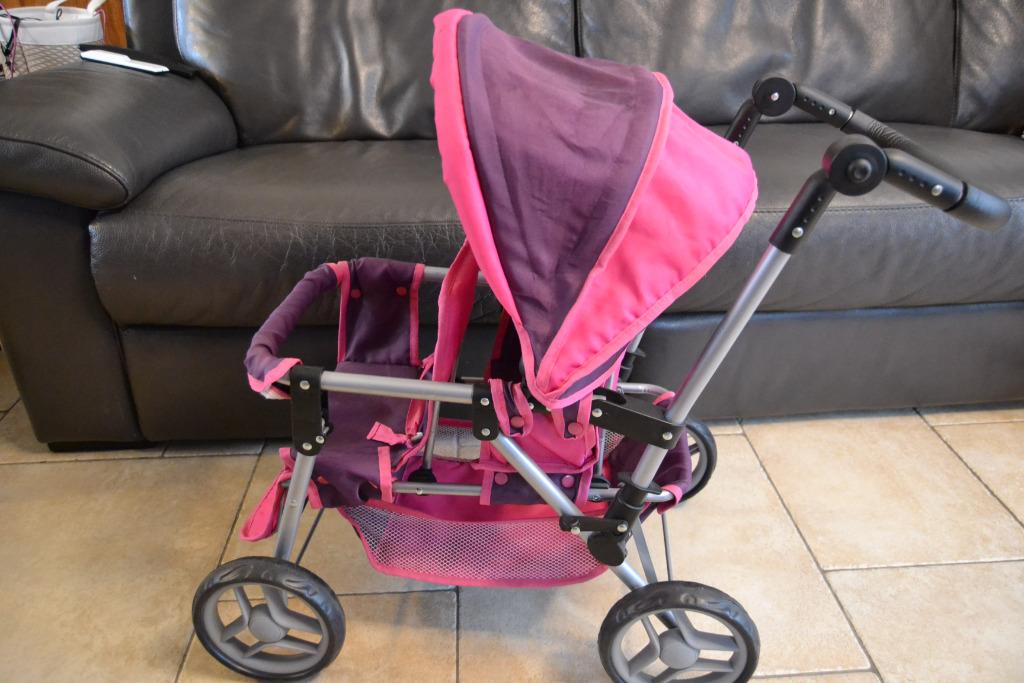 poussette jumeaux pour poupée, Enfants & Bébés, Jouets | Poupées, Enlèvement, Comme neuf