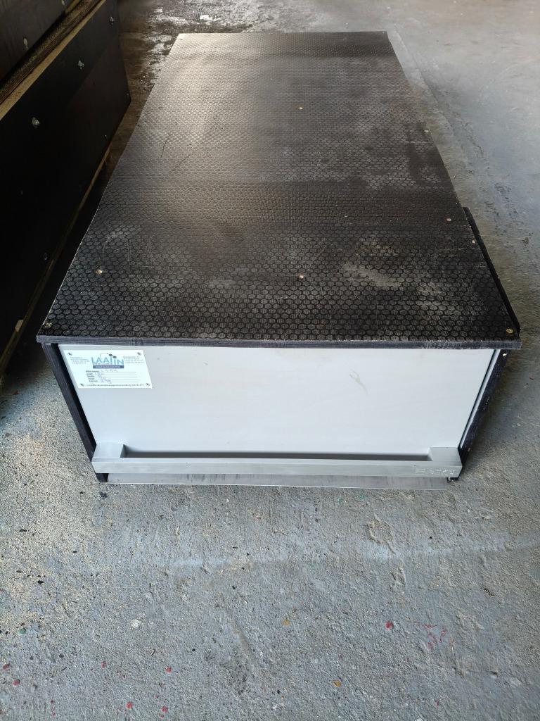 Tiroir de sol Beks (2459) L 132 W 61 H 35€ 349, Enlèvement, Utilisé