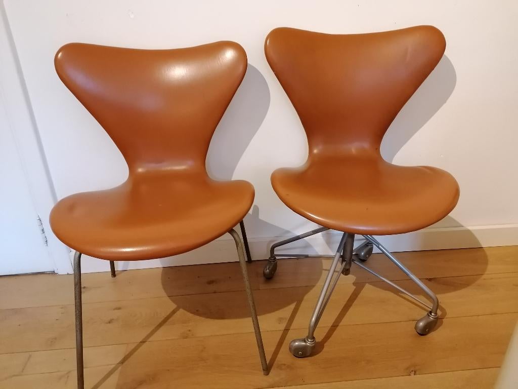 Chaise Butterfly par Arne Jacobsen pour Fritz Hansen 1958, Maison & Meubles, Chaises, Comme neuf, Enlèvement