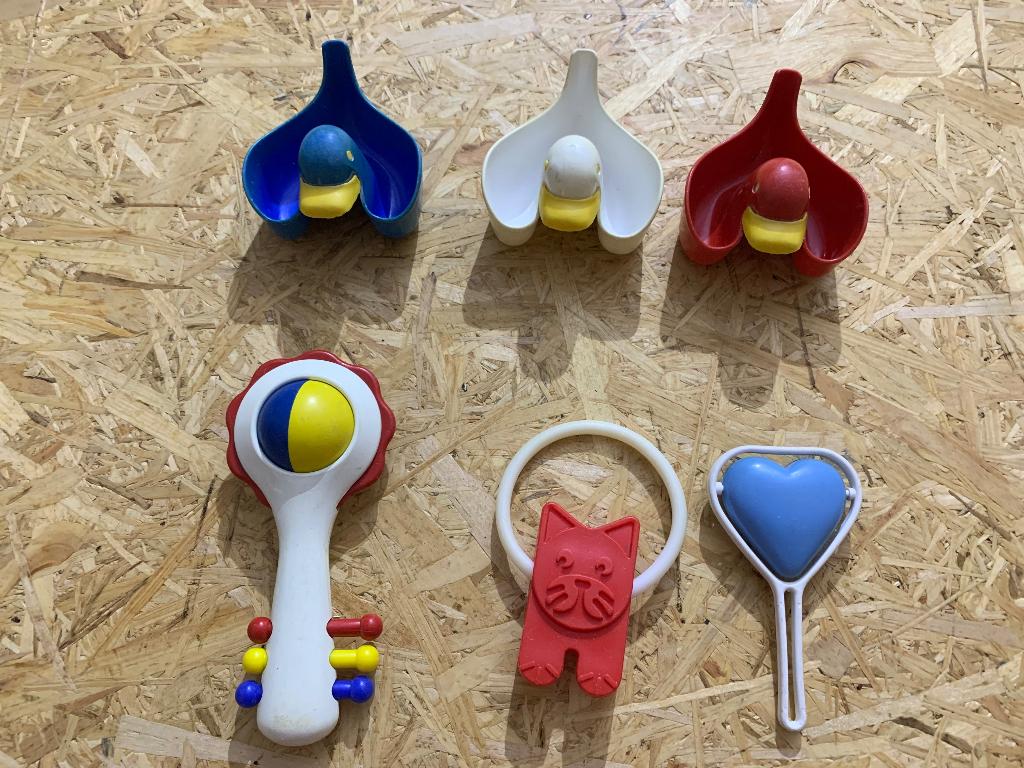 Vintage retro 1981 baby-peuter Speelgoed Chicco, Kinderen en Baby's, Ophalen of Verzenden, Zo goed als nieuw, Ontdekken, Met geluid