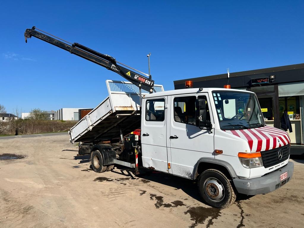 Camion-benne Mercedes-Benz Vario 614, Autos, Achat, 4 portes, Entreprise, 7 places