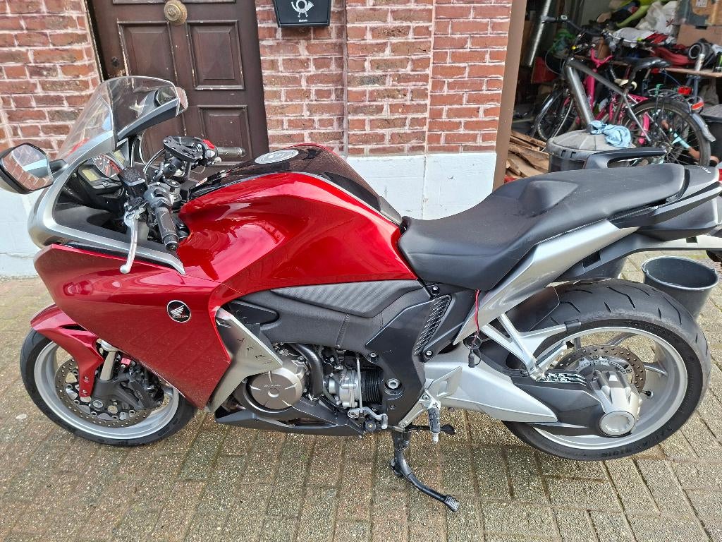 Honda vfr 1200 f, Motos, Motos | Honda, Permis Moto A, Tourisme, Plus de 35 kW, Transmission par cardan