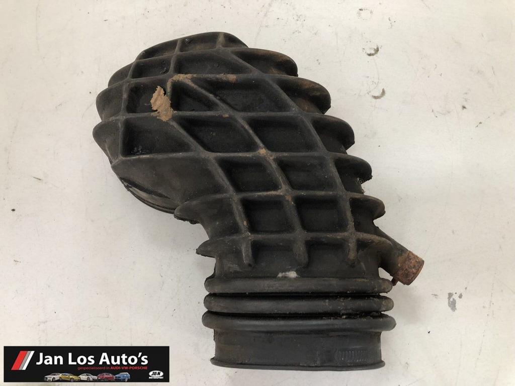 Inlaatslang aanzuigrubber 035133357A Audi 100 200, -, Audi, Utilisé, -