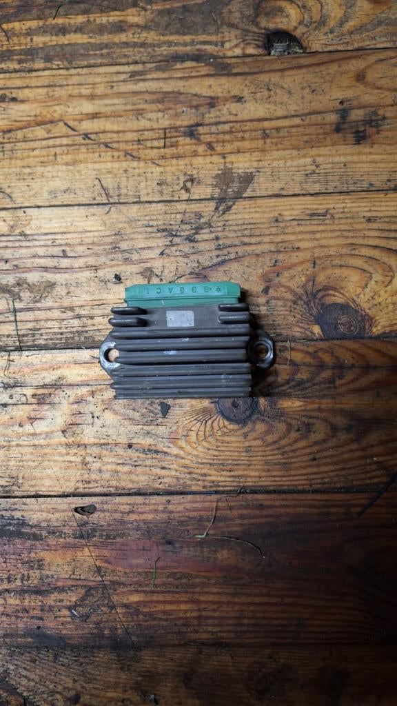 Piaggio skipper spanningsregelaar, Fietsen en Brommers, Ophalen