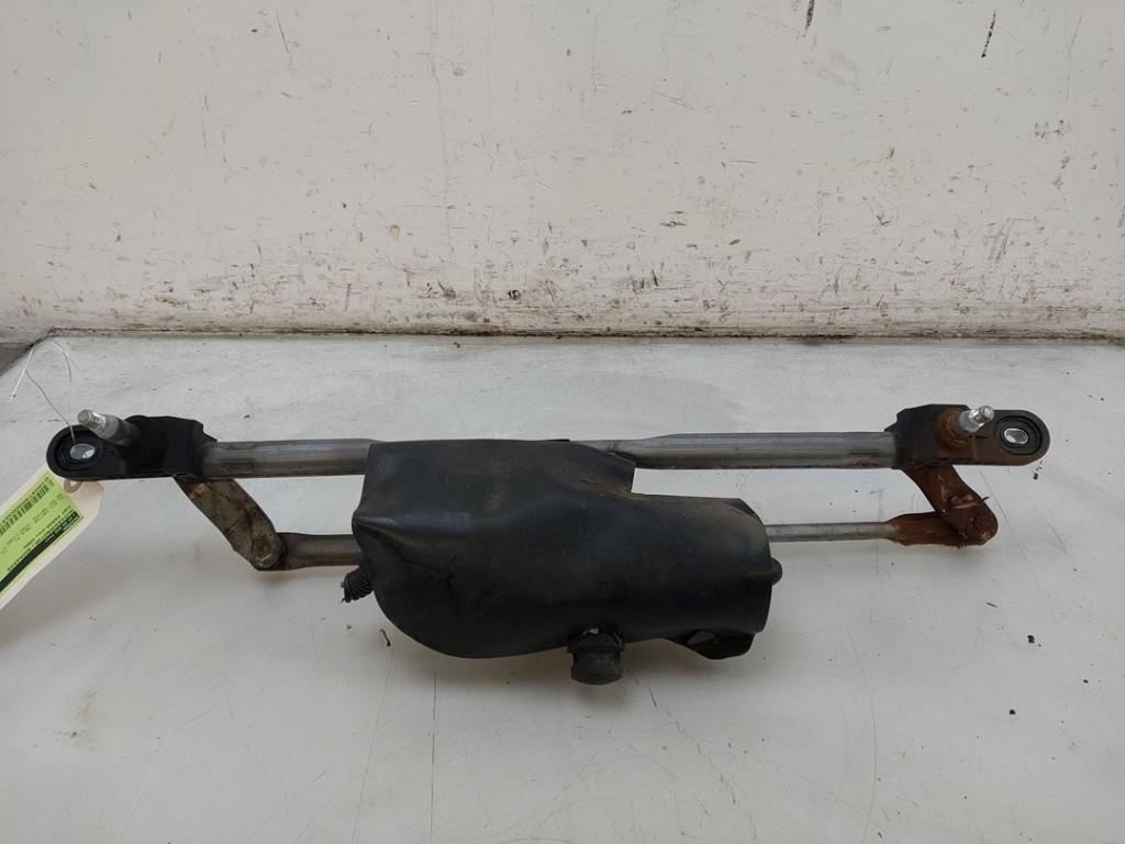 MOTEUR + TRINGLERIE ESSUIE GLACE AVANT Fiat Panda (169), FCA Germany GmbH, IPC D1-09 Bahnhofsplatz
65423  Rüsselsheim am Main, DE