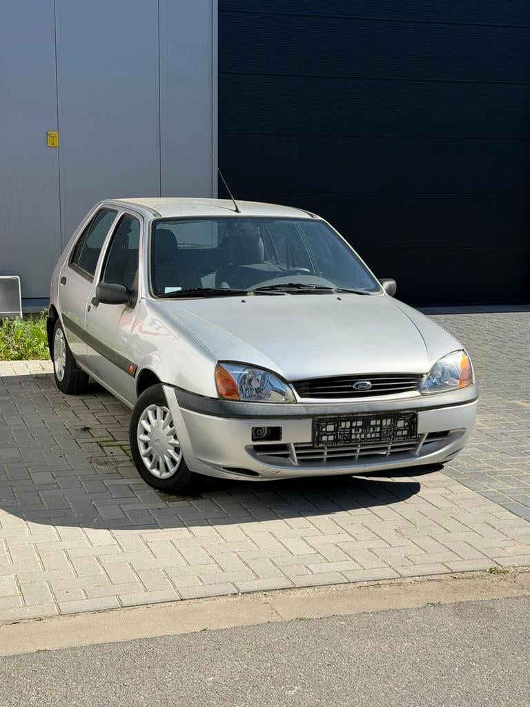 Ford fiesta 1.3i, Autos, Achat, Boîte manuelle, 5 portes, Particulier