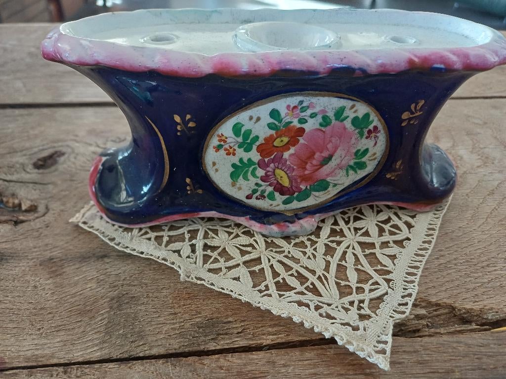 Antieke inktpot., Enlèvement