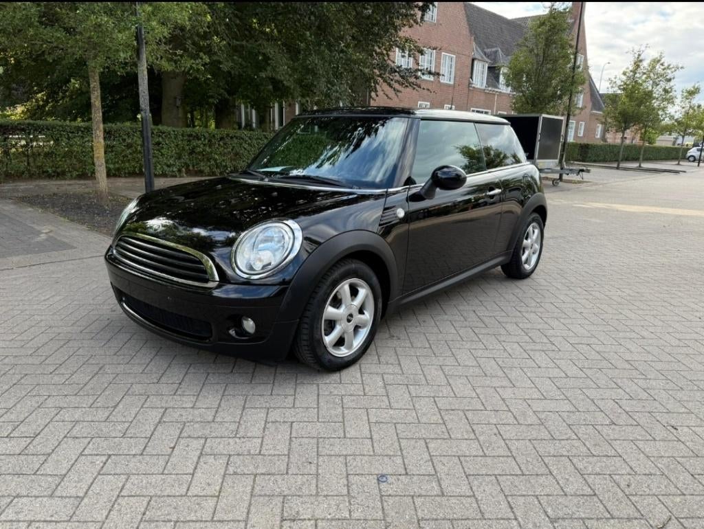 Mini one benzin facelift model met heel weinig km, Auto's, Bedrijf, Handgeschakeld, 1400 cc, One