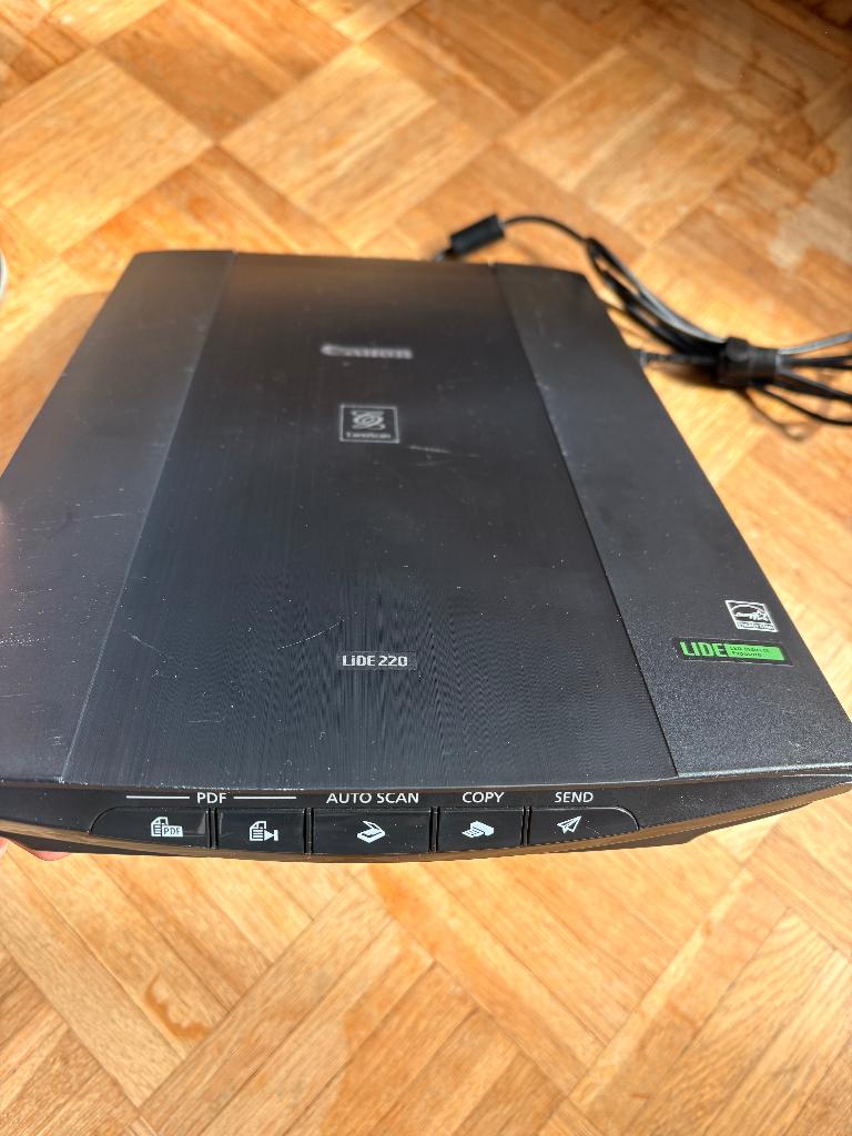 Scanner Canon Lide 220, Ophalen, Canon, MacOS, Zo goed als nieuw