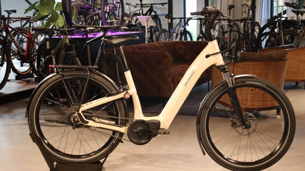 Specialized Turbo Como 3.0 IGH Large DEMO, -, -, 50 km par batterie ou plus, Comme neuf