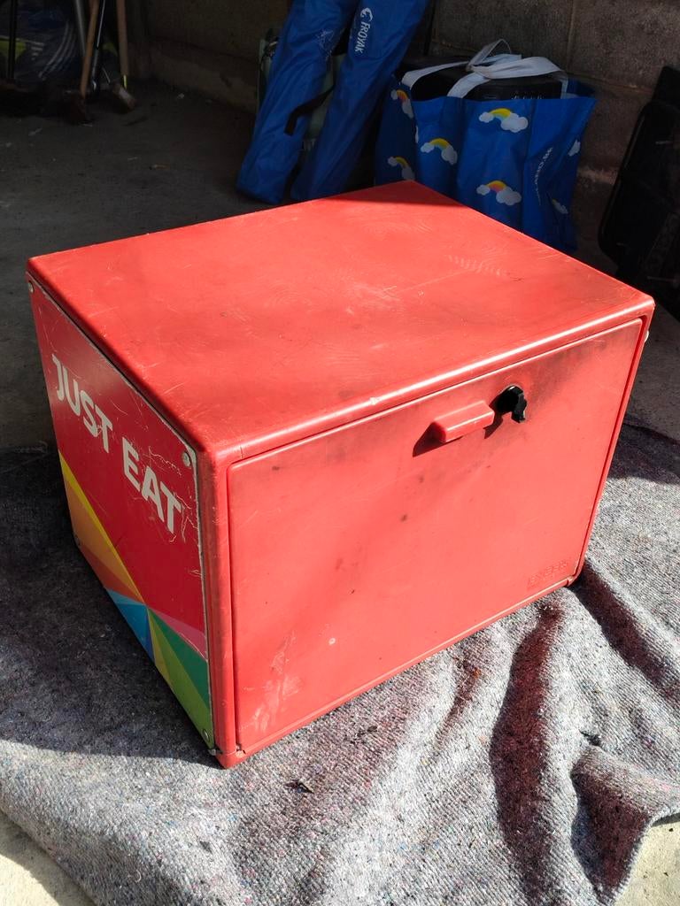 Top case pizza pizzaiolo, Ophalen