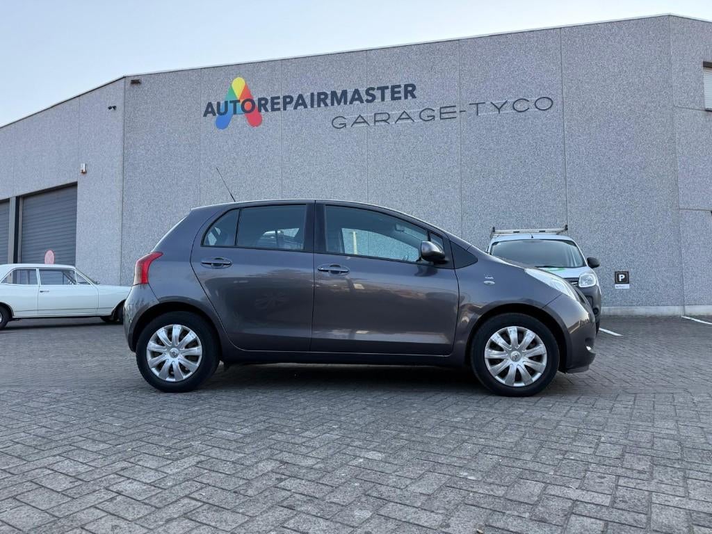 Toyota Yaris incl 1 jaar garantie, Autos, Argent ou Gris, Achat, 1298 cm³, Entreprise