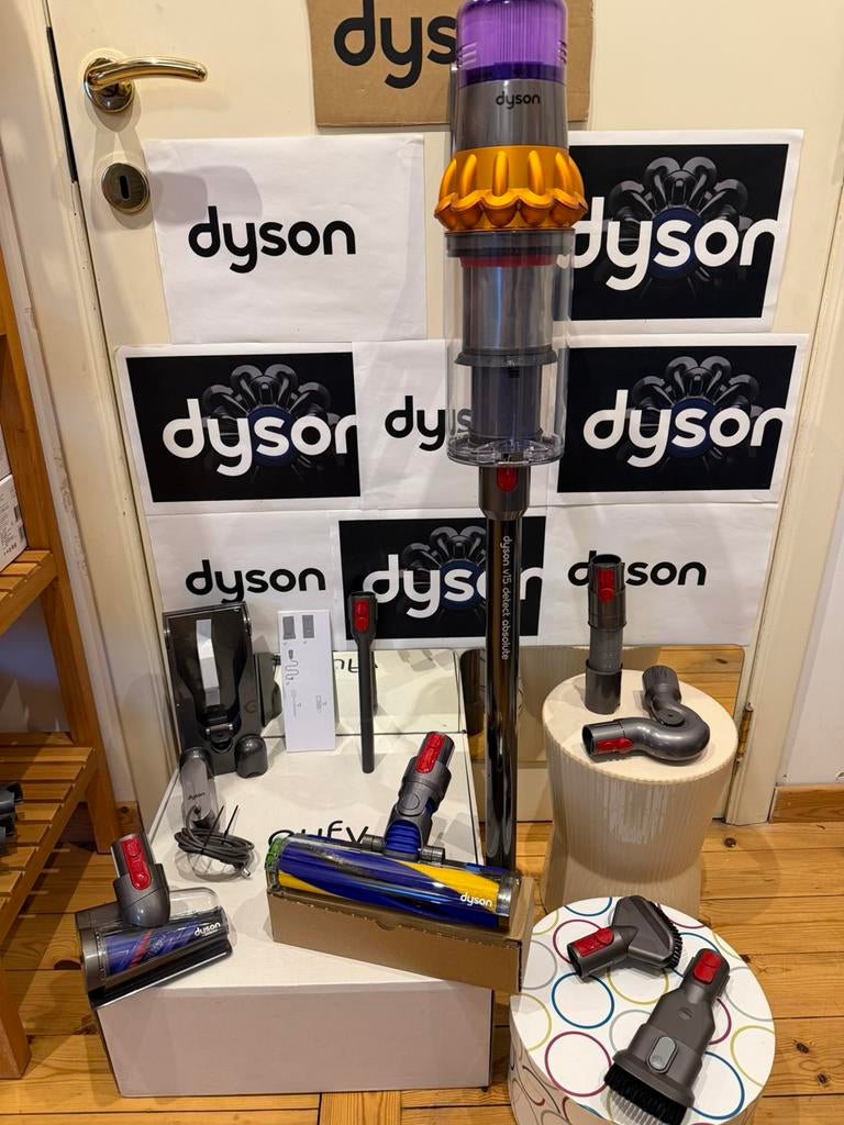 Dyson V15 Detect Absolute en parfait état proche du neuf, Enlèvement ou Envoi, Comme neuf, Réservoir, Aspirateur