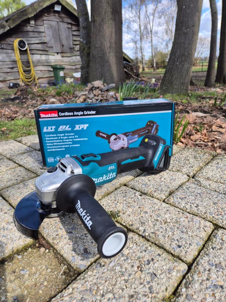 Makita DGA 504 18v accu slijpmachine / slijptol body NIEUW, Doe-het-zelf en Bouw, Ophalen of Verzenden, Nieuw, 700 tot 1000 watt