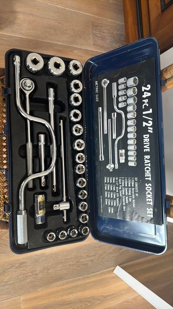 Coffret cle a douilles, Bricolage & Construction, Boîtes à outils, Enlèvement, Comme neuf