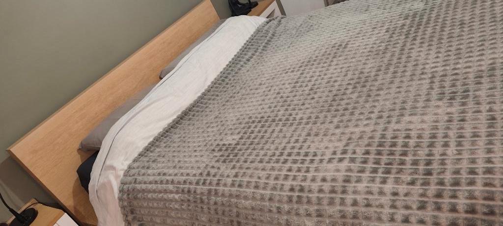 Lit 140x200 cm bois couleur chêne blanchi.avec sommier., Maison & Meubles, Beige, Enlèvement, 200 cm, Bois