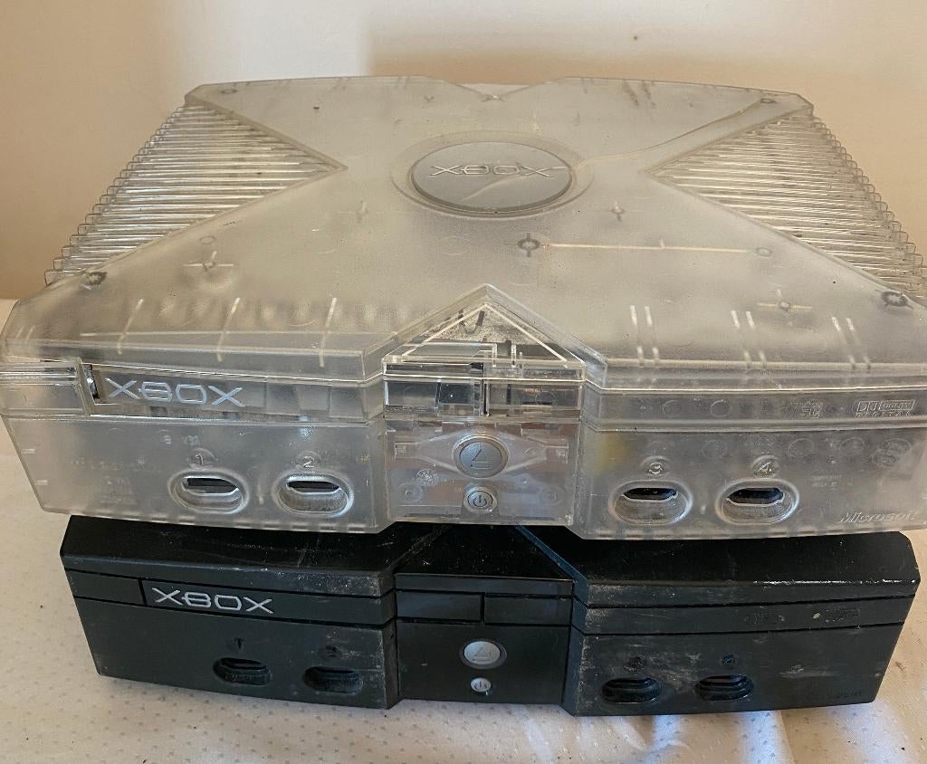 2 Xbox-console 1e generatie niet getest/voor onderdelen, Games en Spelcomputers, Spelcomputers | Xbox Original, Ophalen of Verzenden