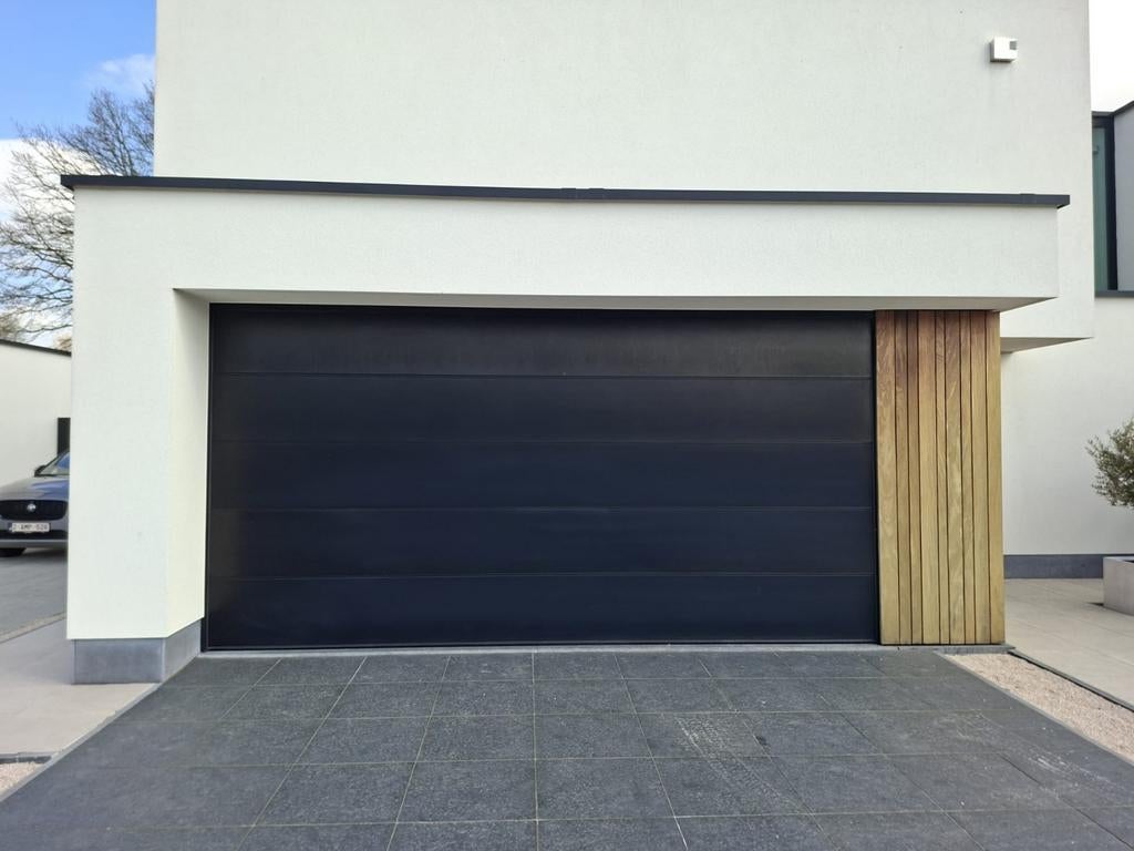 Sectionaalpoort Hörmann zwart, Ophalen