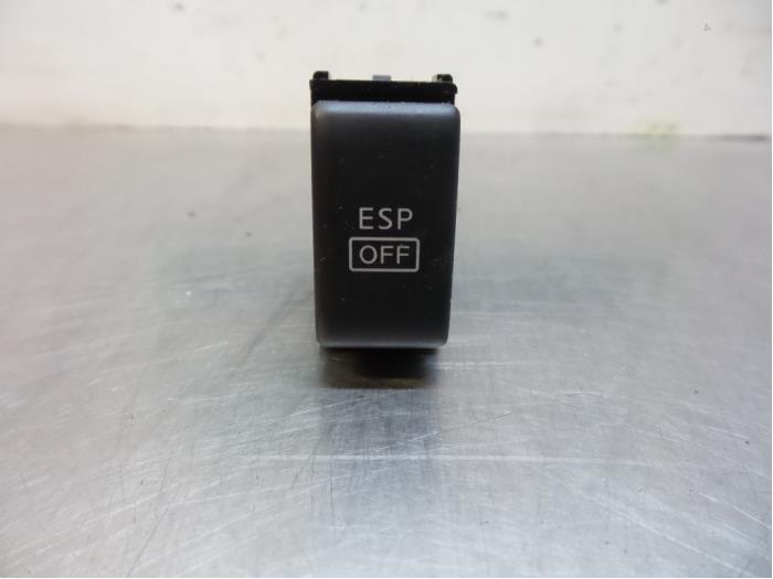 ESP Schakelaar van een Nissan X-Trail (X-Trail 01-), Gebruikt, -, -, Ophalen of Verzenden