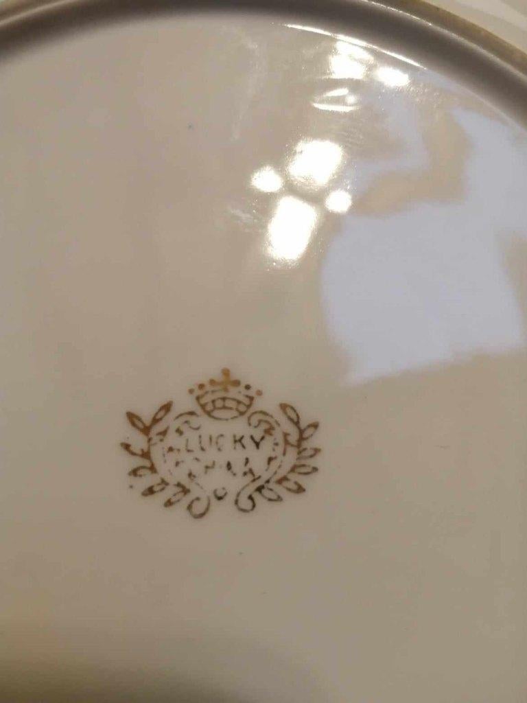 assiette en porcelaine, Enlèvement