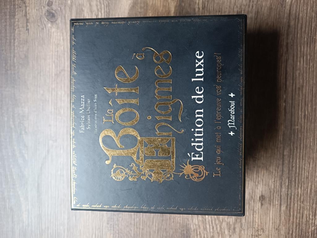 Boîte à énigmes - jeu de société, Drie of vier spelers, Ophalen, Zo goed als nieuw, Autre