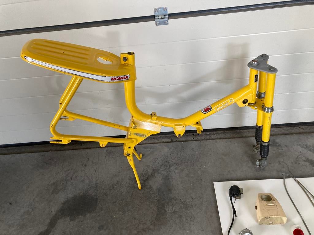 Piece honda amigo, Enlèvement