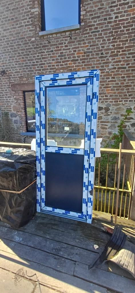Porte pvc extérieur