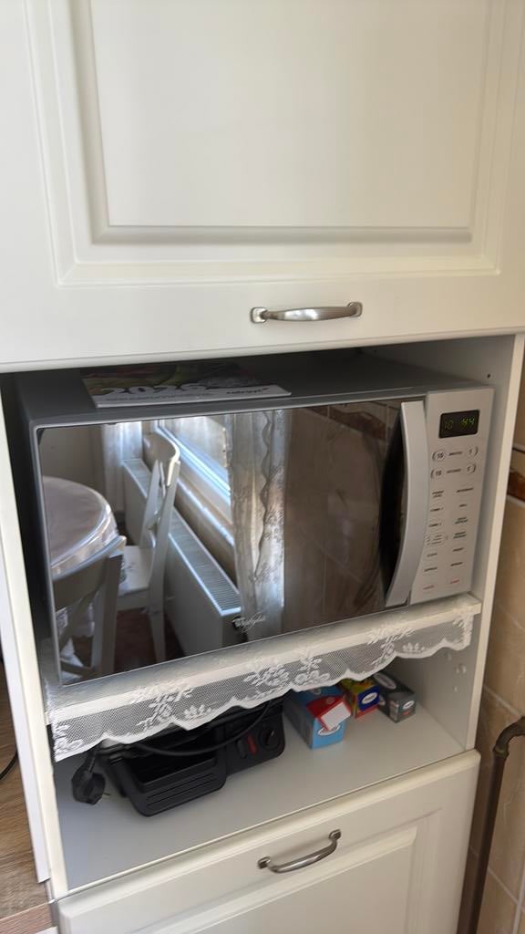 Micro onde Whirlpool, Enlèvement, Comme neuf