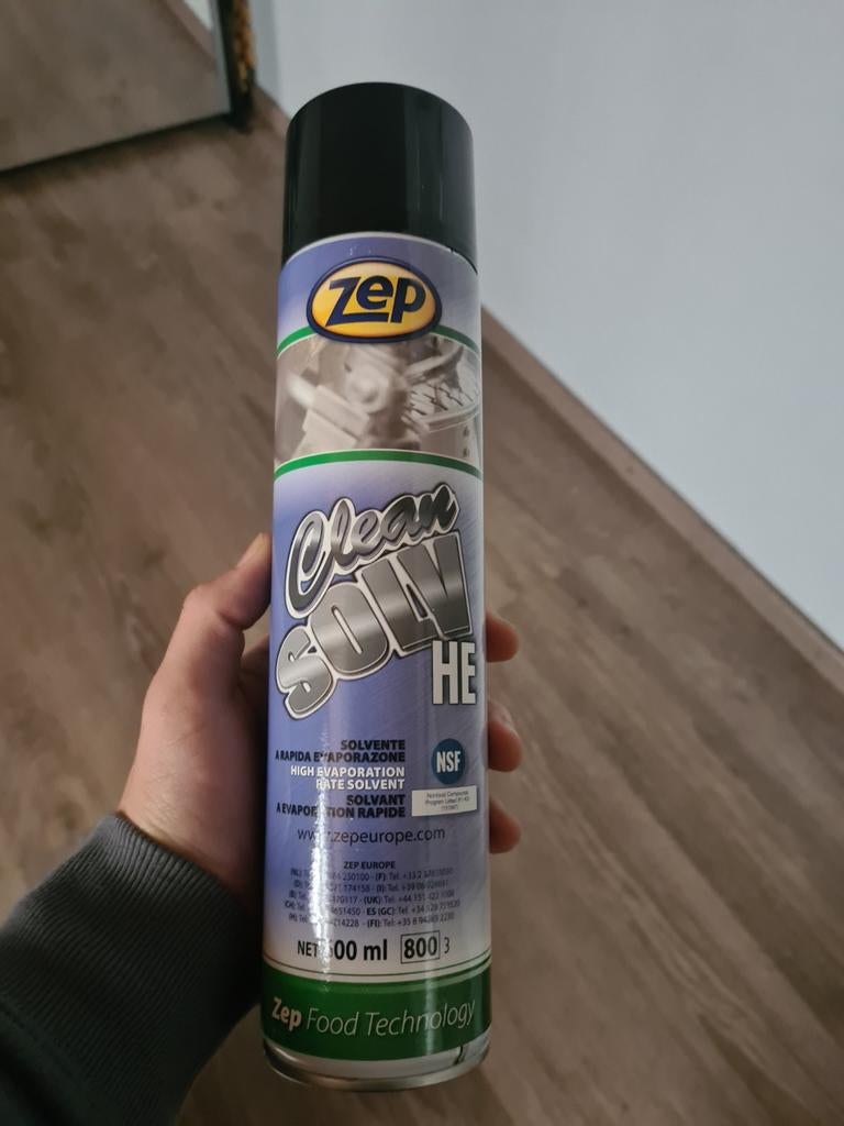 Boîte de sprays industriels et de produits d'entretien, Bricolage & Construction, Moins de 5 litres, Enlèvement, Neuf, Noir