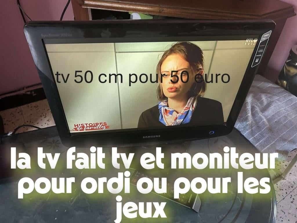 tv 50 cm on peux la mettre sur ordinateur 50 euro, TV, Hi-fi & Vidéo, Télévisions, Enlèvement, Comme neuf, 40 à 60 cm