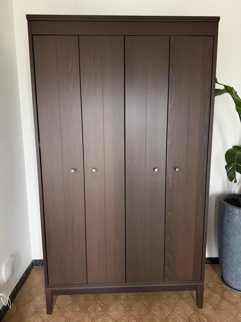 Armoire Ikea brune Idanas, Ophalen, Zo goed als nieuw