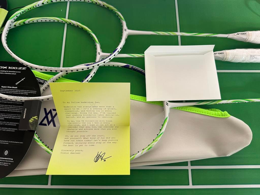 LTD 10,000 Yonex Astrox 100zzva 4ug5, Sport en Fitness, Badminton, Ophalen, Nieuw