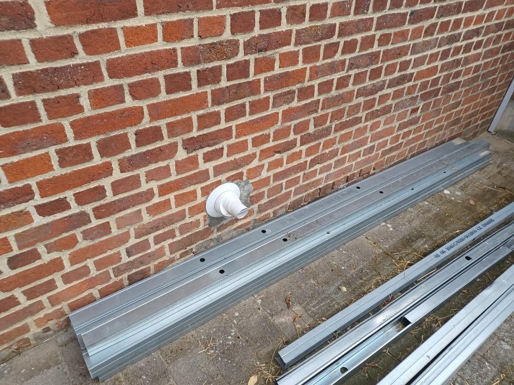 Profilés Metalstud - Différentes dimensions, Enlèvement, Comme neuf, Aluminium