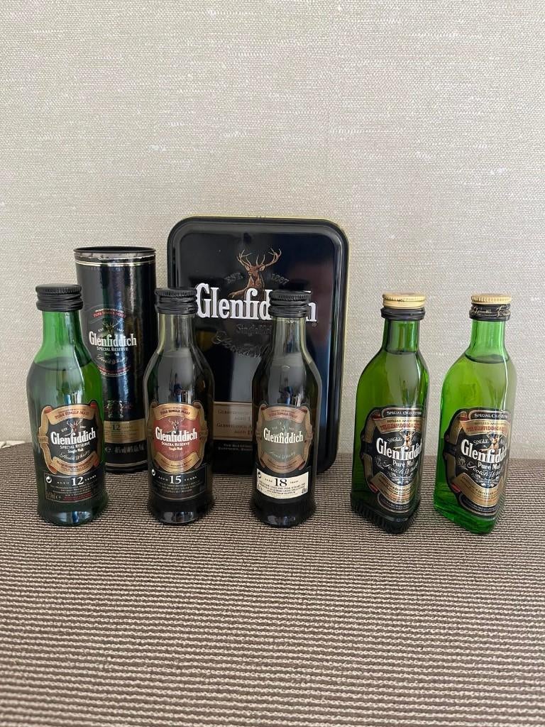Glenfiddich 5 miniaturen, Collections, Vins, Neuf, Autres types, Autres régions, Pleine, Enlèvement