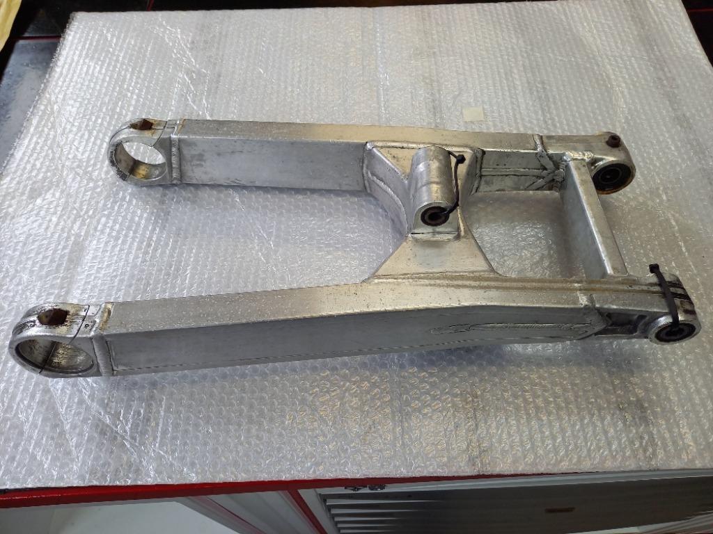 DUCATI ACHTERBRUG PASO 750-906, Motoren, Ophalen of Verzenden