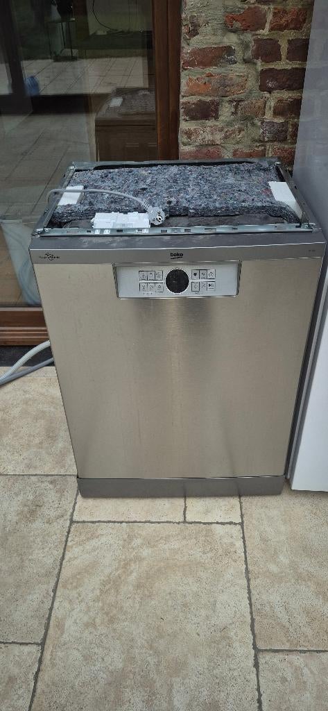 Lave vaisselle Beko b300, Electroménager, Encastré, Comme neuf, Enlèvement, 45 à 60 cm