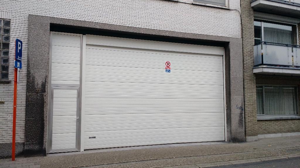 Overdekte autostaanplaats te huur Sint-Niklaas, Province de Flandre-Orientale