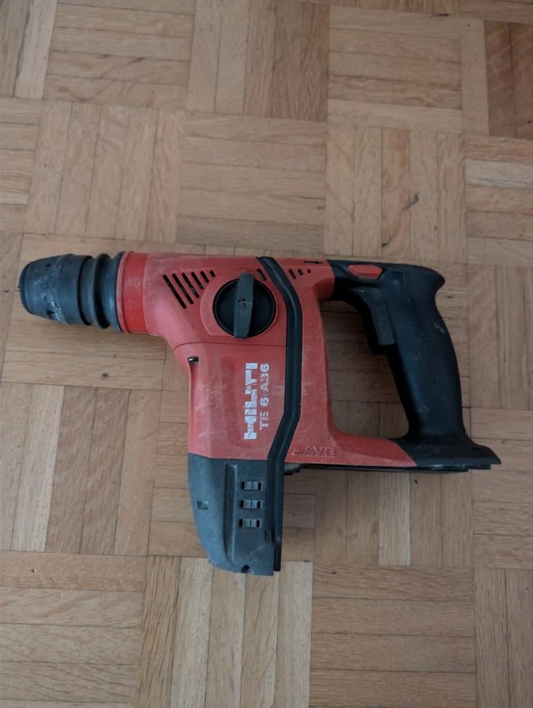 Foreuse Hilti, Bricolage & Construction, Outillage | Foreuses, Enlèvement