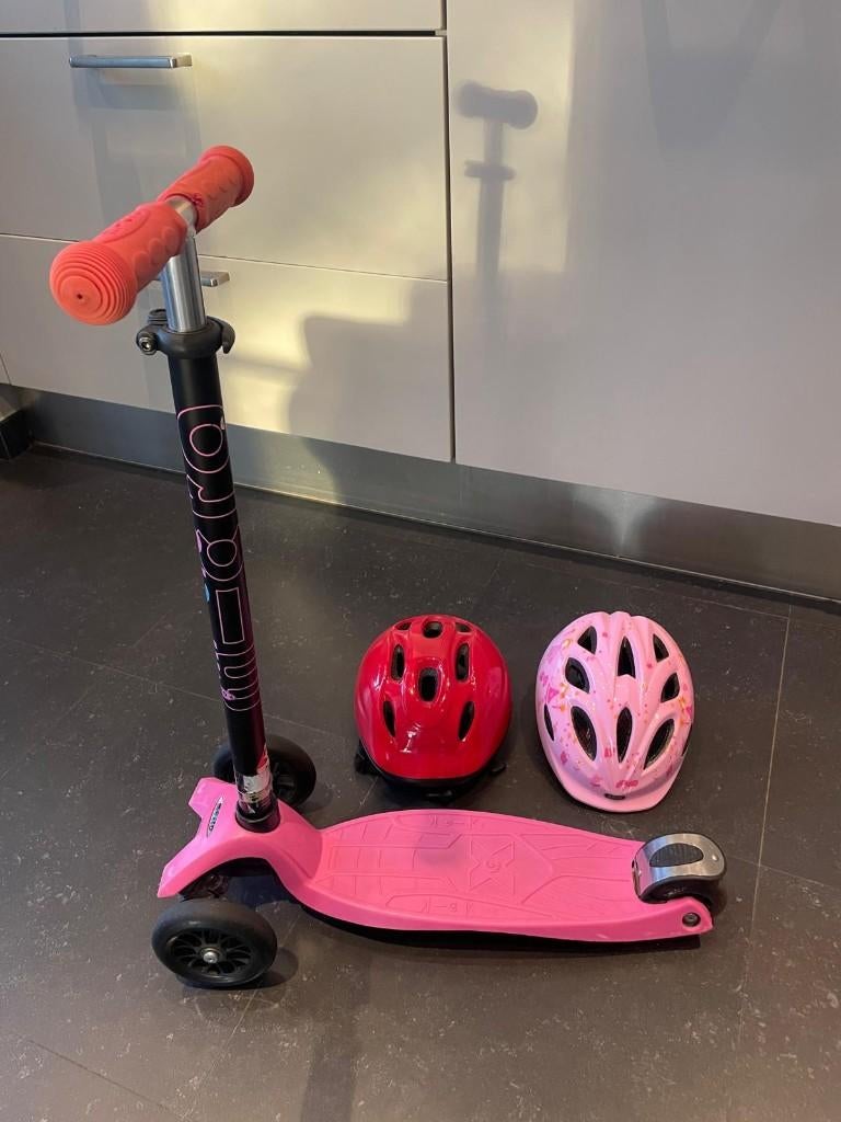 Trottinette MICRO avec deuux casques, Vélos & Vélomoteurs, Trottinettes, Envoi, Utilisé, Micro