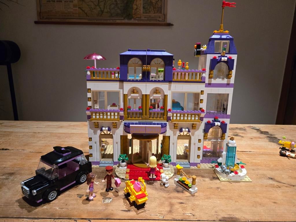 Lego friends 41101 hotel, Kinderen en Baby's, Speelgoed | Duplo en Lego, Ophalen, Gebruikt, Complete set, Lego