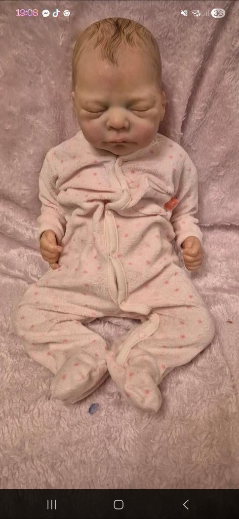 Reborn baby met certificaat, Ophalen of Verzenden, Zo goed als nieuw, Babypop, Levensecht of Reborn