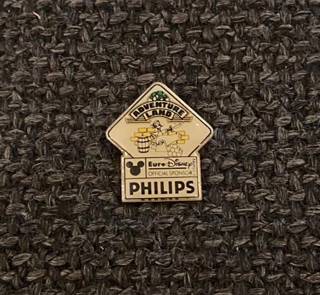 PIN - EURO DISNEY - ADVENTURELAND - PHILIPS, Envoi, Utilisé, Autres sujets/thèmes, Insigne ou Pin's