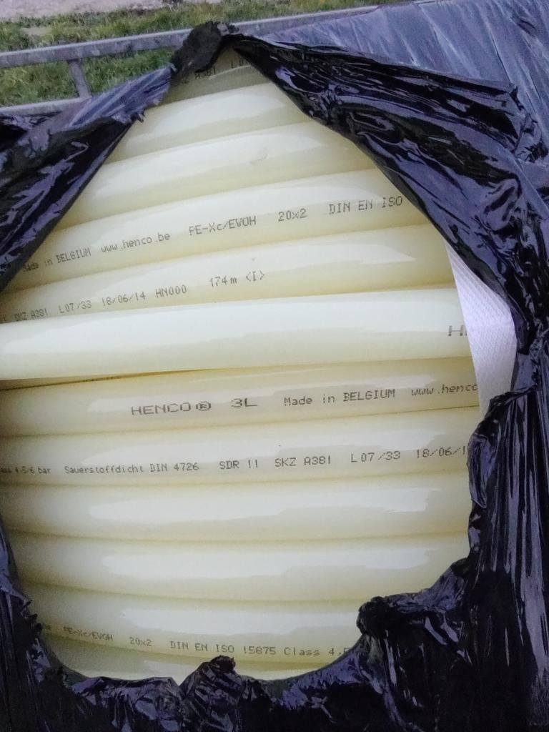 Henco buizen voor verwarming of vloerbedekking, Doe-het-zelf en Bouw, Buizen en Afvoer, Ophalen