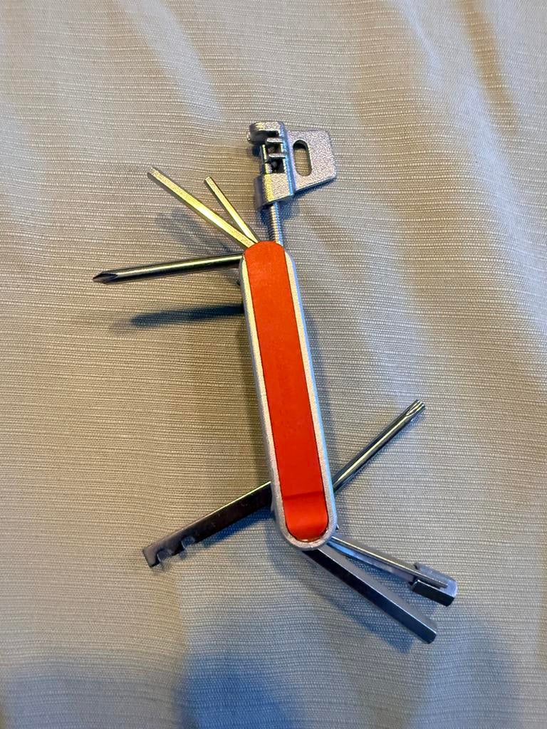 Multi tool gereedschap fiets brommer, Ophalen of Verzenden, Zo goed als nieuw