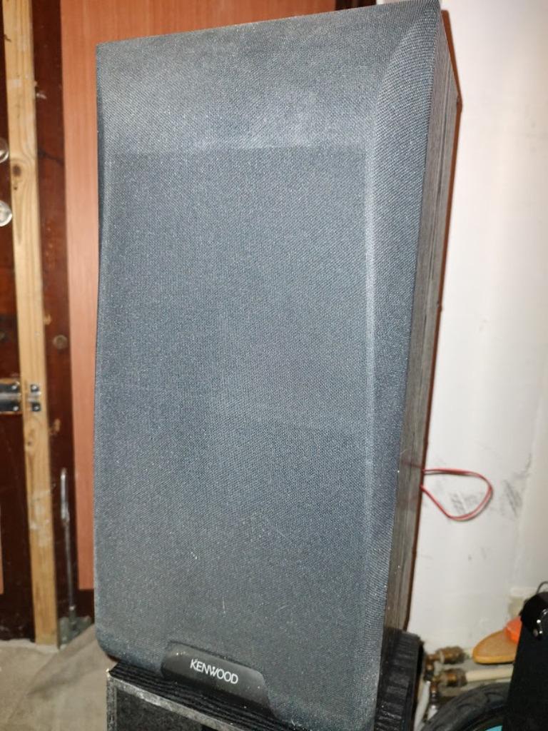 Kenwood 60 Watt speakers LS-28, Audio, Tv en Foto, Luidsprekerboxen, Gebruikt, 60 tot 120 watt, Front, Rear of Stereo speakers