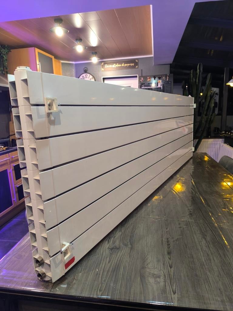 Radiatoren als nieuw om in beslag te nemen, Doe-het-zelf en Bouw